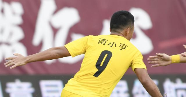 世界杯官方客户端-【足协杯】伊沃复出首球南小亨救主 河南1比1平四川