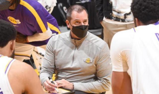 世界杯直播下载-沃格尔主动为韦少背锅 残阵湖人明日期待狙击太阳